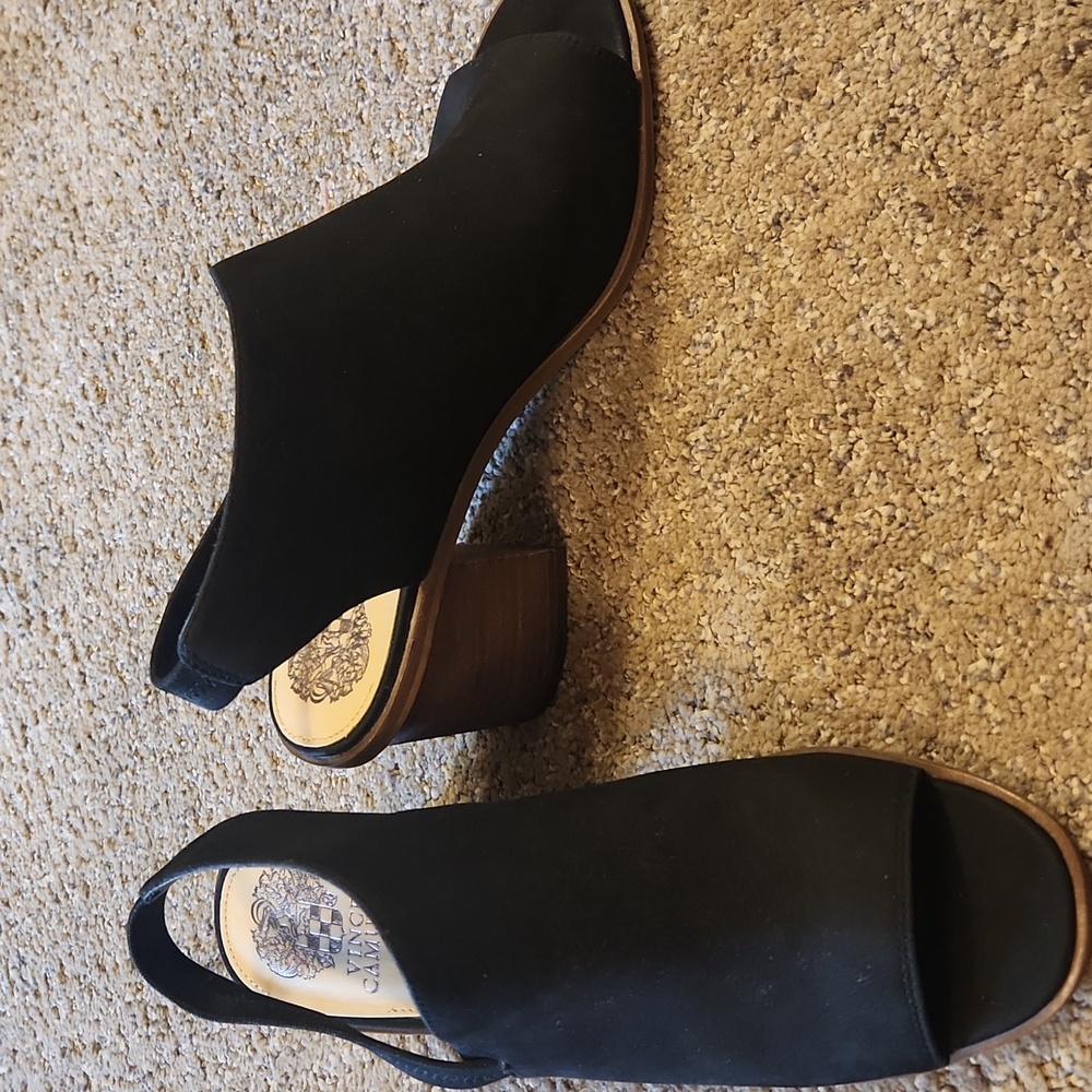 Vince Camuto Black Kailsy Pump